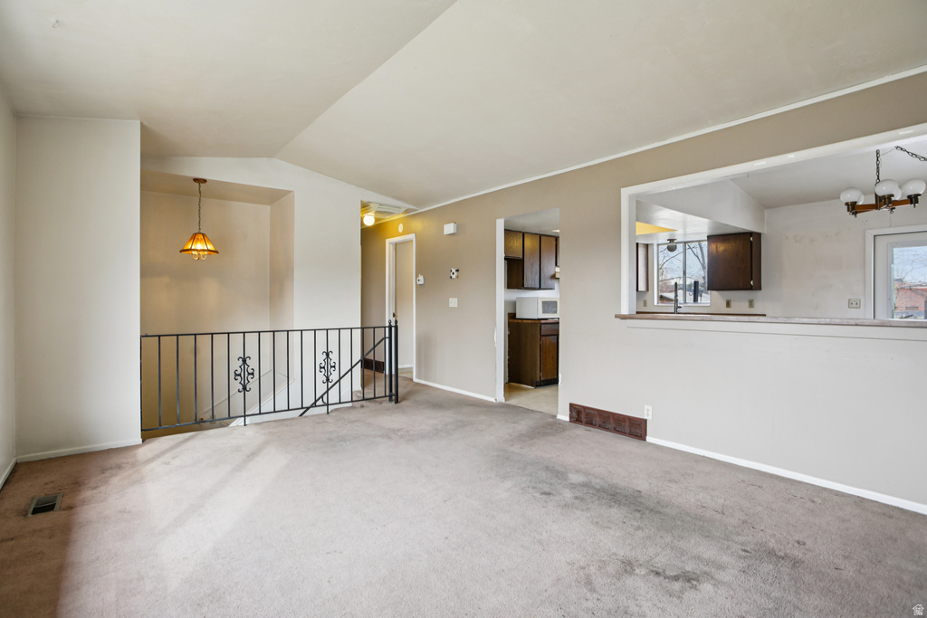 807 E DUSTY ROCK CIR. Sandy, UT 84094