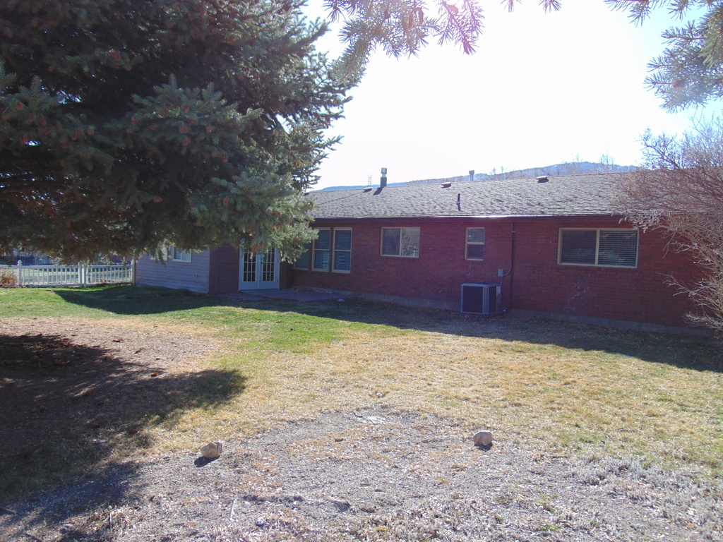 166 N STATE ST Fountain Green, UT 84632