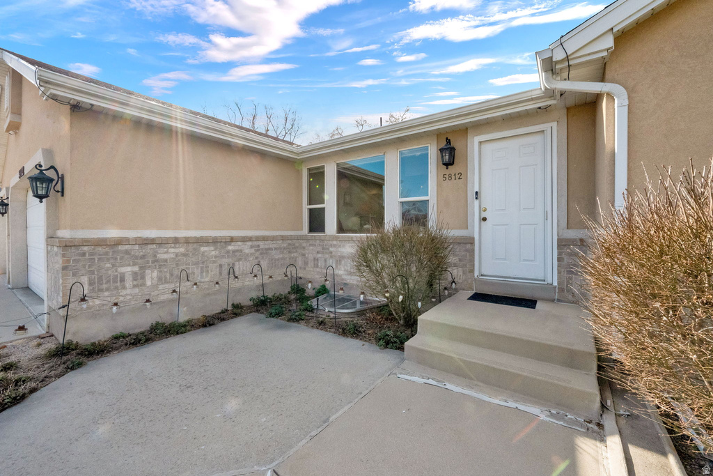 5812 S HAYSTACK WAY Murray, UT 84123
