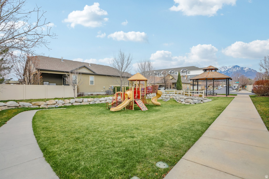 566 E 9270 S Sandy, UT 84070