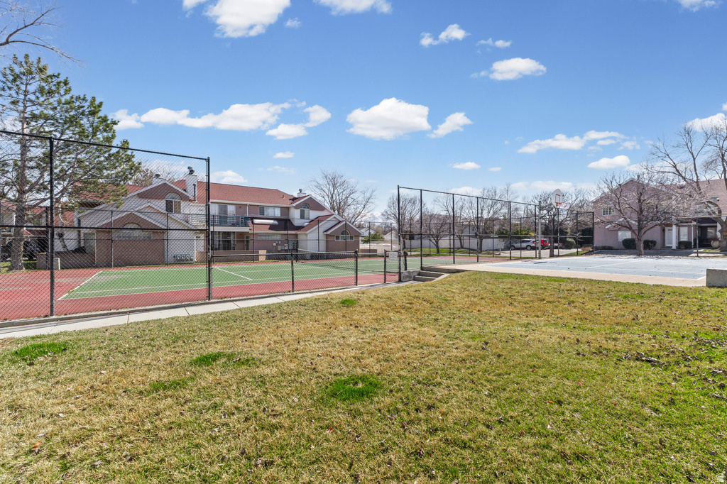 1468 W COASTAL CT Taylorsville, UT 84123