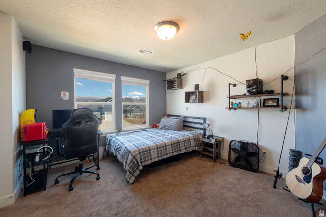 2477 S 400 E Daniel, UT 84032