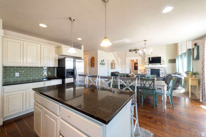 2477 S 400 E Daniel, UT 84032