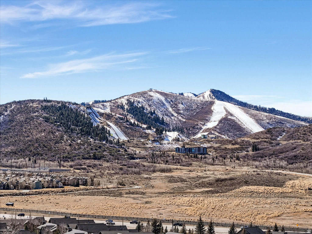 1684 W FOX HOLLOW LN #H12 Park City, UT 84098