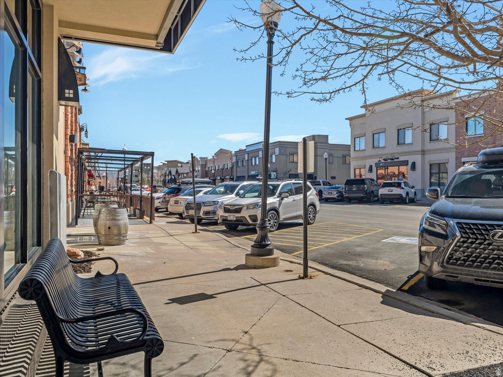 1684 W FOX HOLLOW LN #H12 Park City, UT 84098