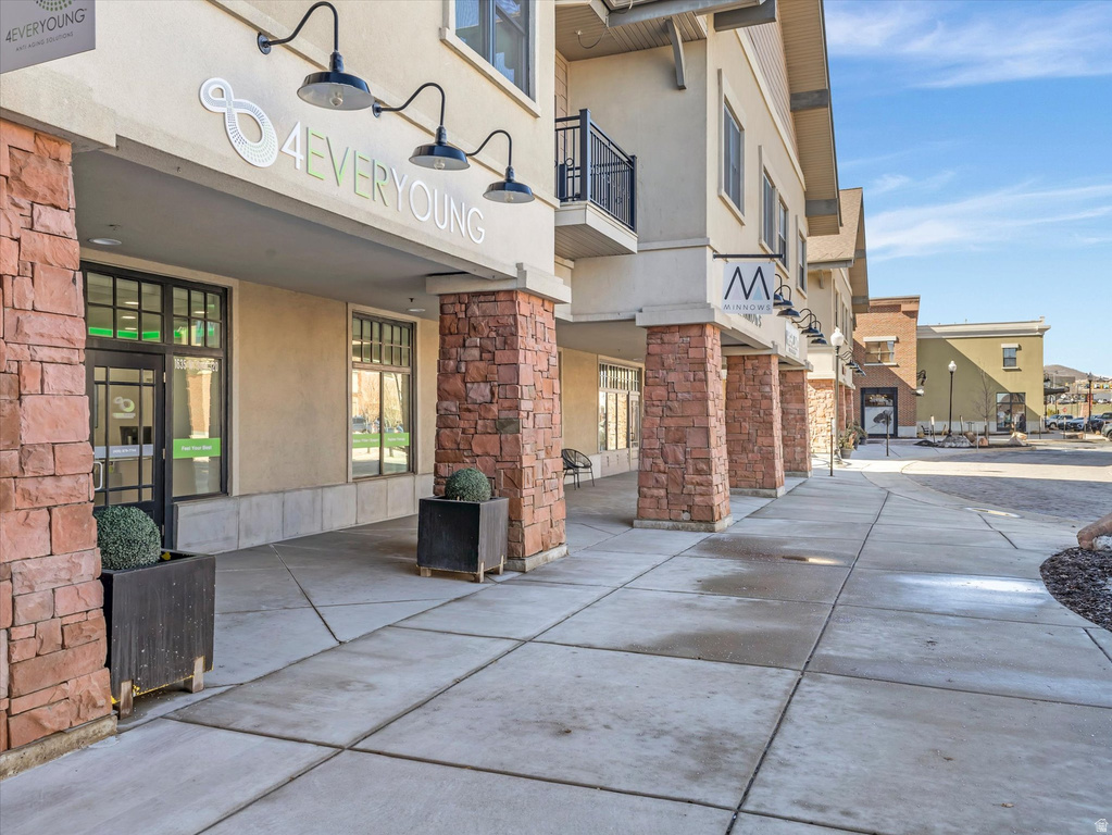 1684 W FOX HOLLOW LN #H12 Park City, UT 84098