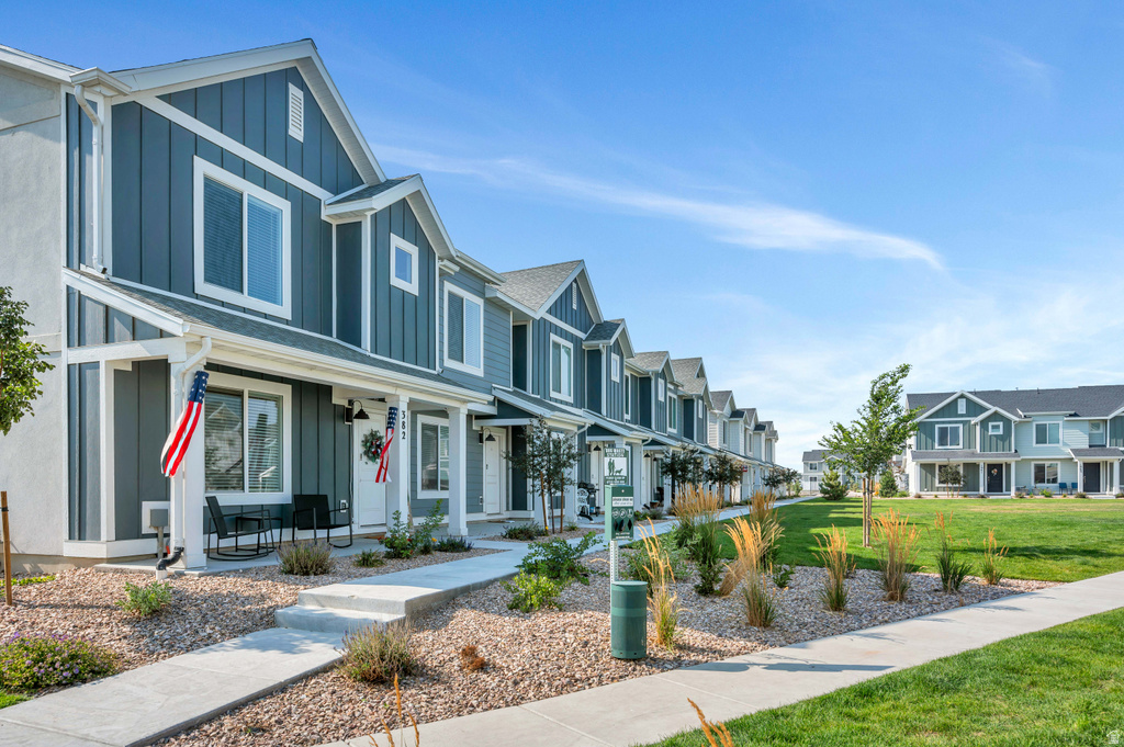 388 N REGATTA LN Saratoga Springs, UT 84045