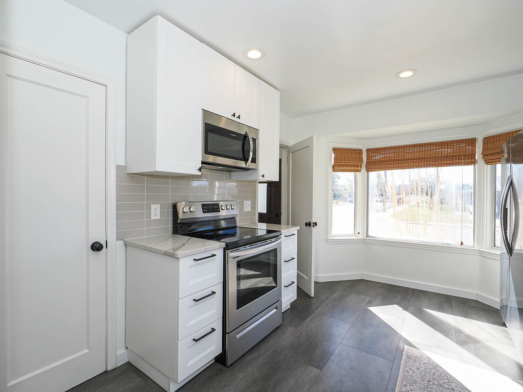 7987 S GRANT ST Midvale, UT 84047