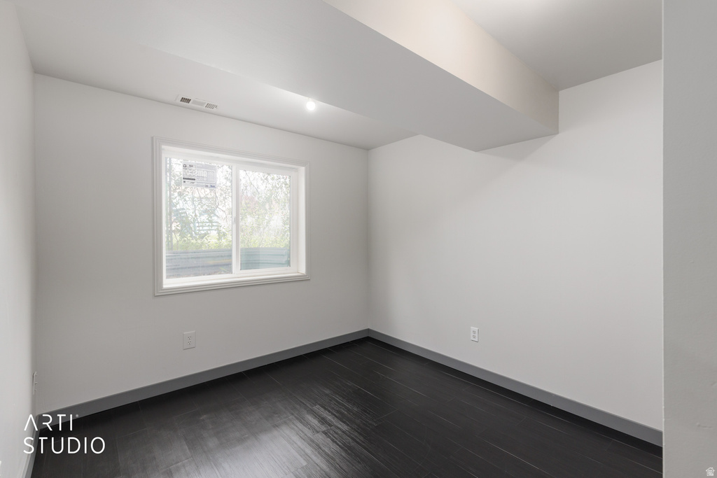 949 S 225 E Layton, UT 84041