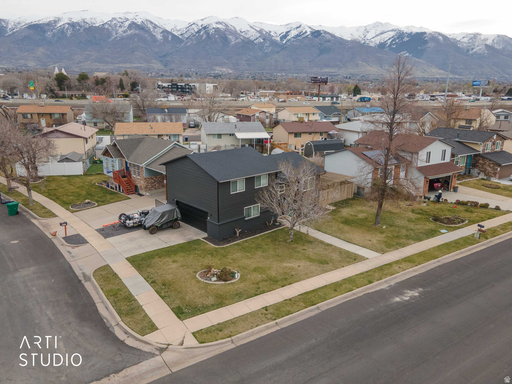 949 S 225 E Layton, UT 84041