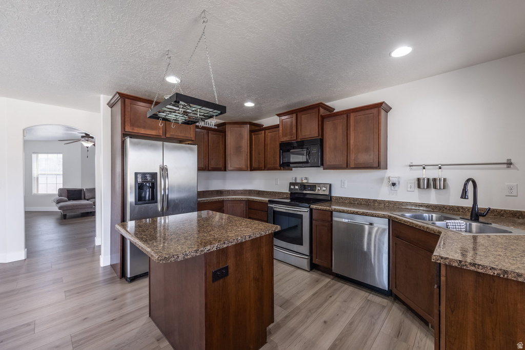 4043 E OAKLAND HILLS DR Eagle Mountain, UT 84005