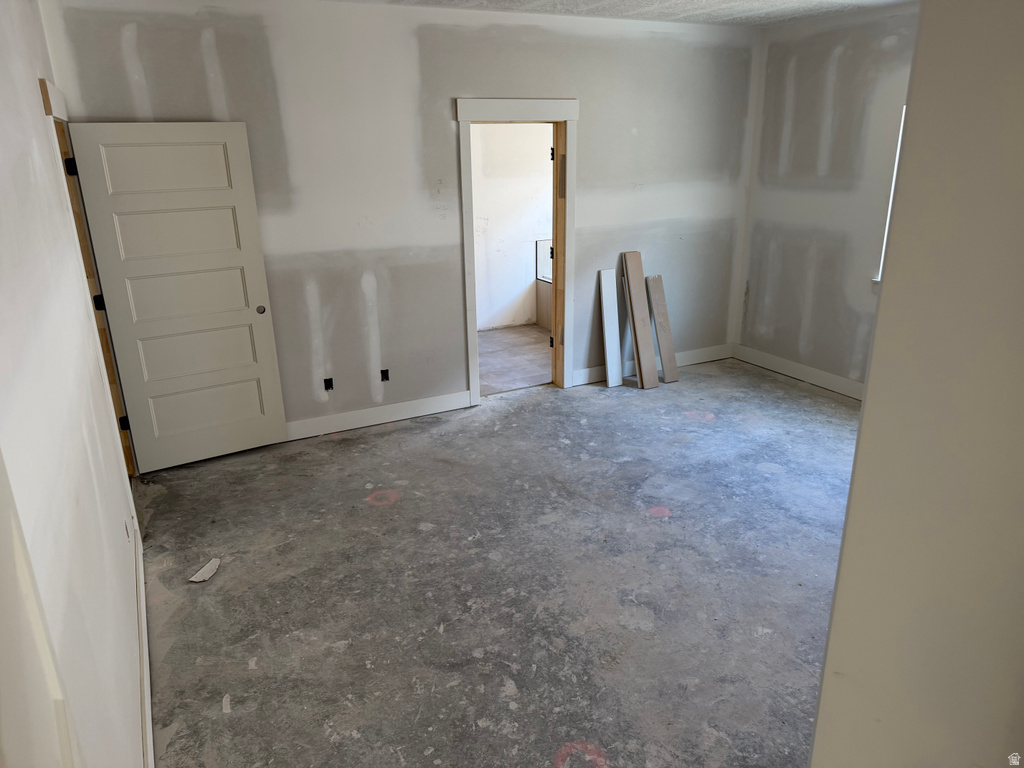 3042 N MOUNTAIN RD #217 North Ogden, UT 84414