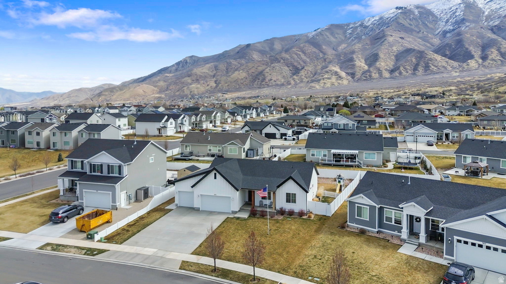 949 S RED CLIFF DR Santaquin, UT 84655