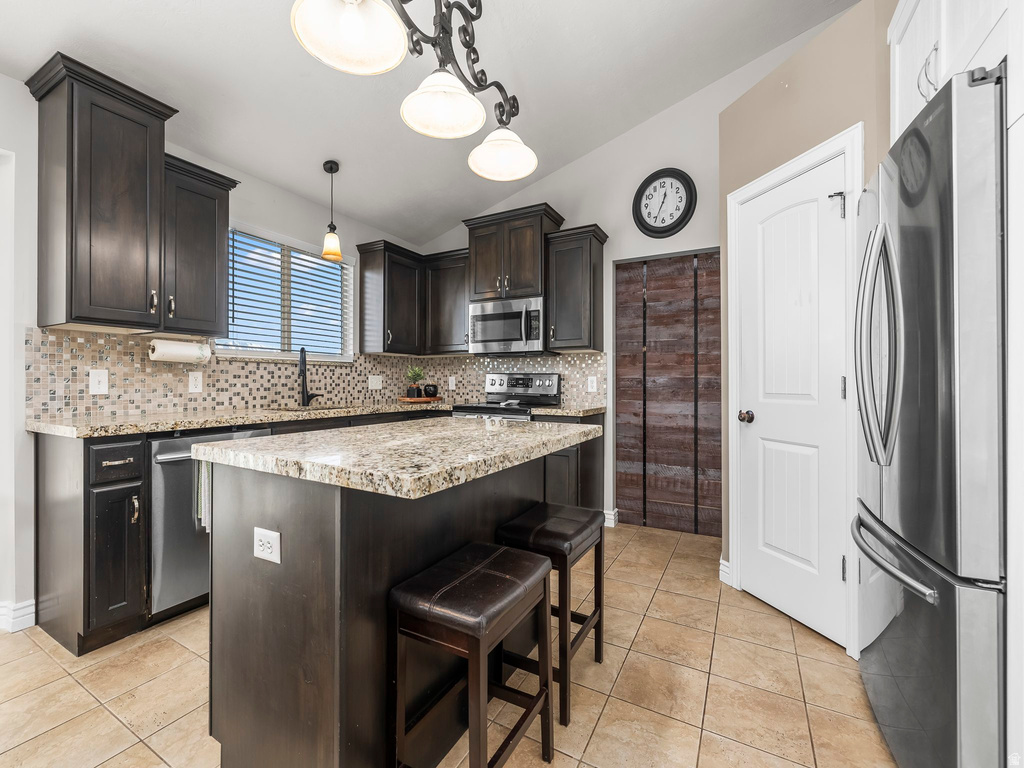 4001 E EAGLE TOP CT Eagle Mountain, UT 84005