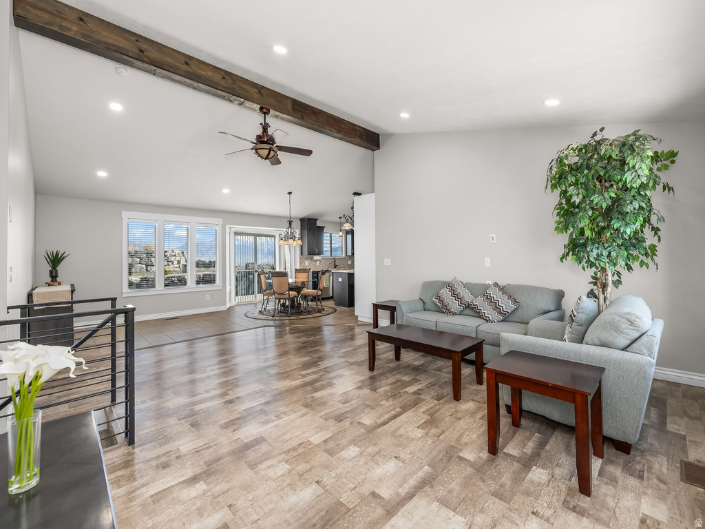 4001 E EAGLE TOP CT Eagle Mountain, UT 84005