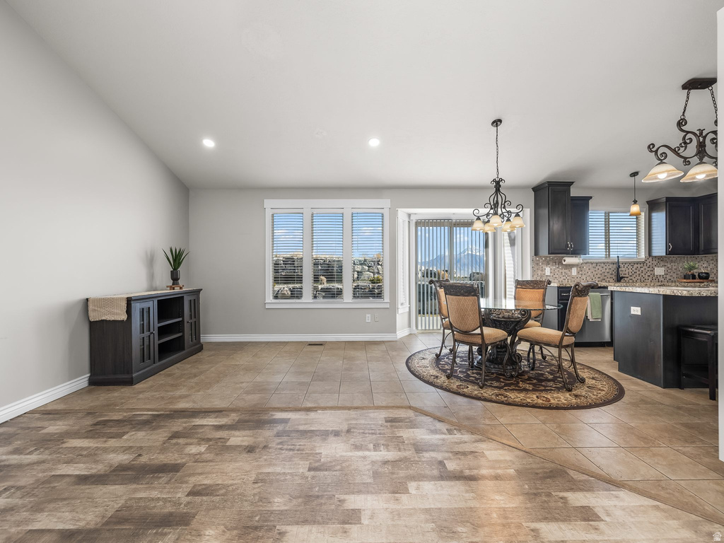 4001 E EAGLE TOP CT Eagle Mountain, UT 84005