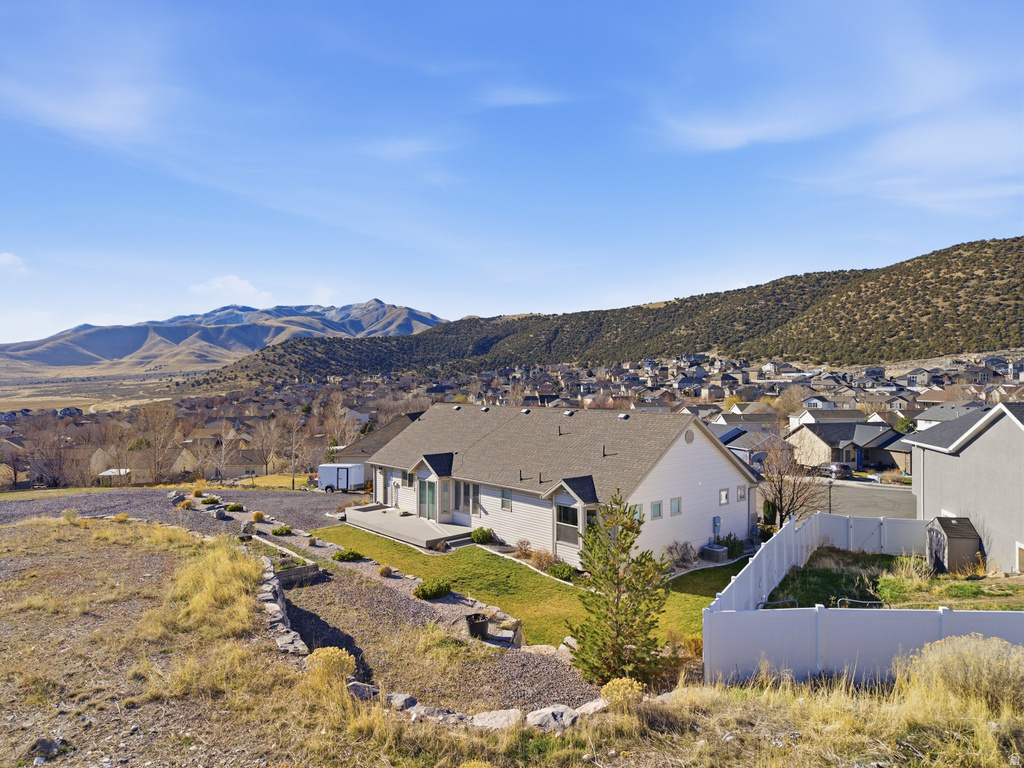 4001 E EAGLE TOP CT Eagle Mountain, UT 84005