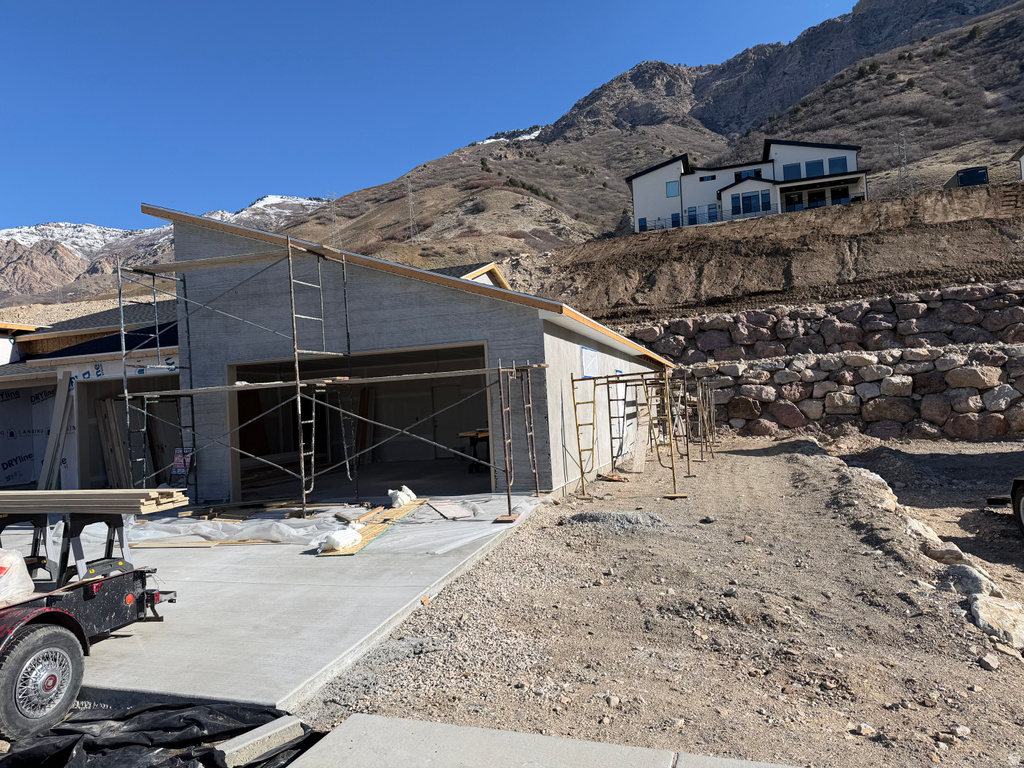 3040 N MOUNTAIN RD #216 North Ogden, UT 84414