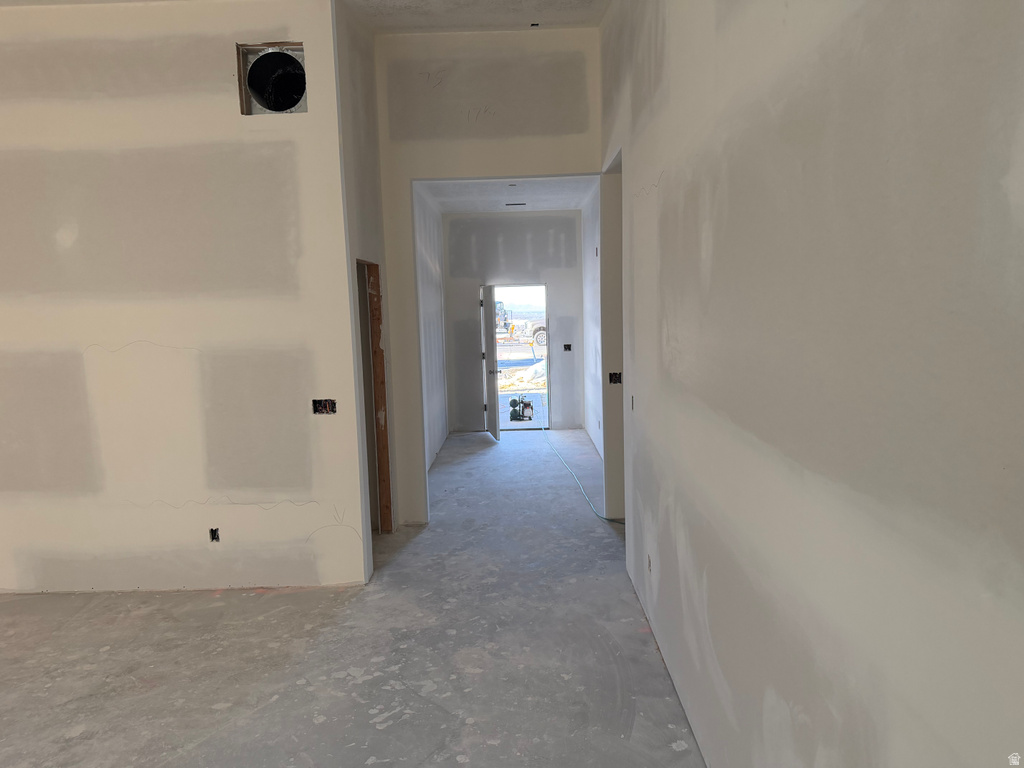 3040 N MOUNTAIN RD #216 North Ogden, UT 84414