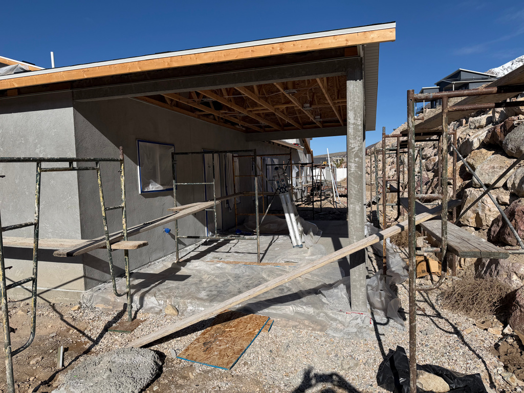 3040 N MOUNTAIN RD #216 North Ogden, UT 84414