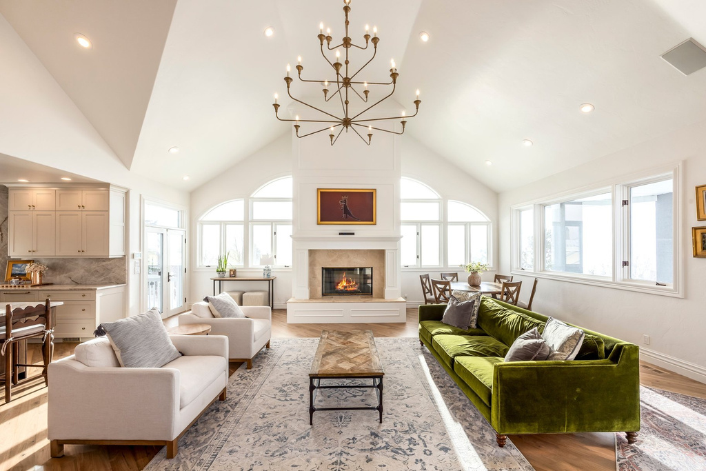 1742 E RIDGE POINT DR Bountiful, UT 84010