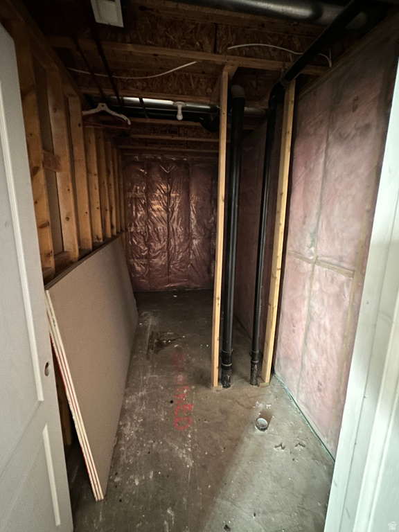 2003 W APPLE FARMS RD West Valley City, UT 84119