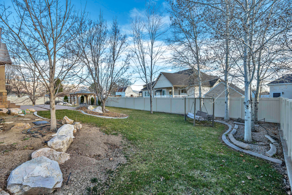 1091 W 2175 S Syracuse, UT 84075