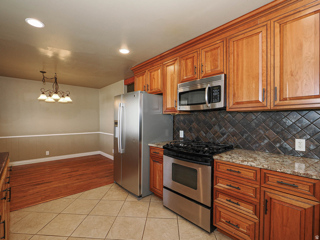 2425 E 6660 S Cottonwood Heights, UT 84121