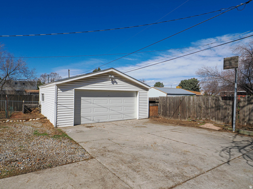 2425 E 6660 S Cottonwood Heights, UT 84121