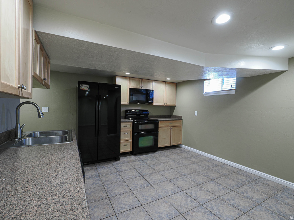 2425 E 6660 S Cottonwood Heights, UT 84121