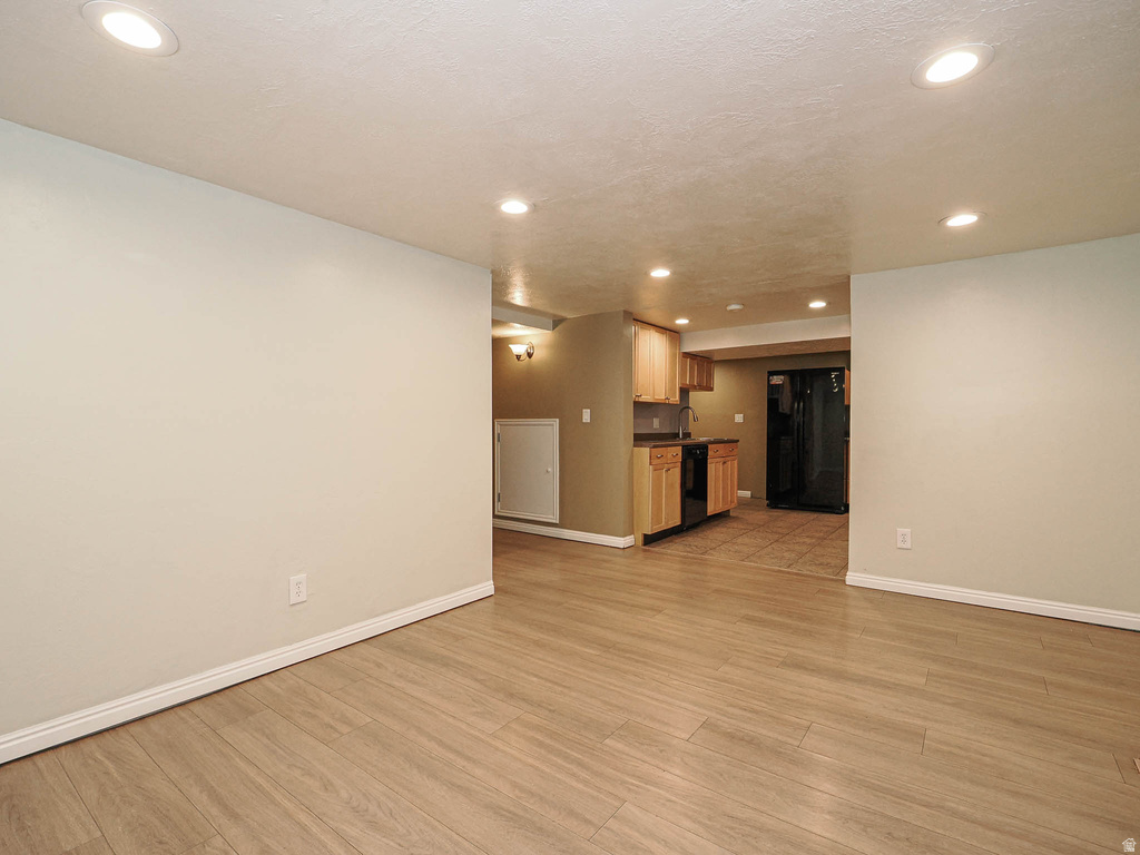 2425 E 6660 S Cottonwood Heights, UT 84121