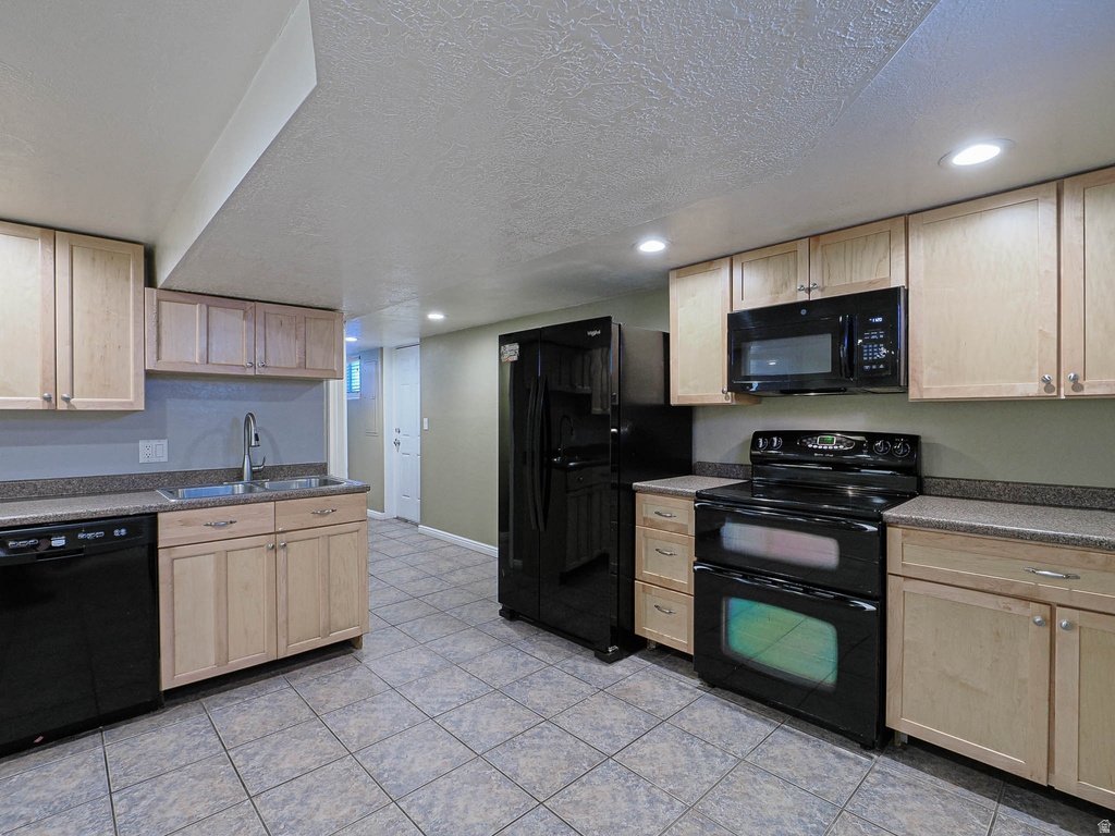 2425 E 6660 S Cottonwood Heights, UT 84121