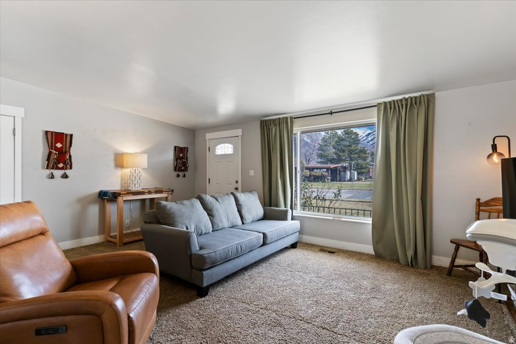 5449 S 700 E South Ogden, UT 84405