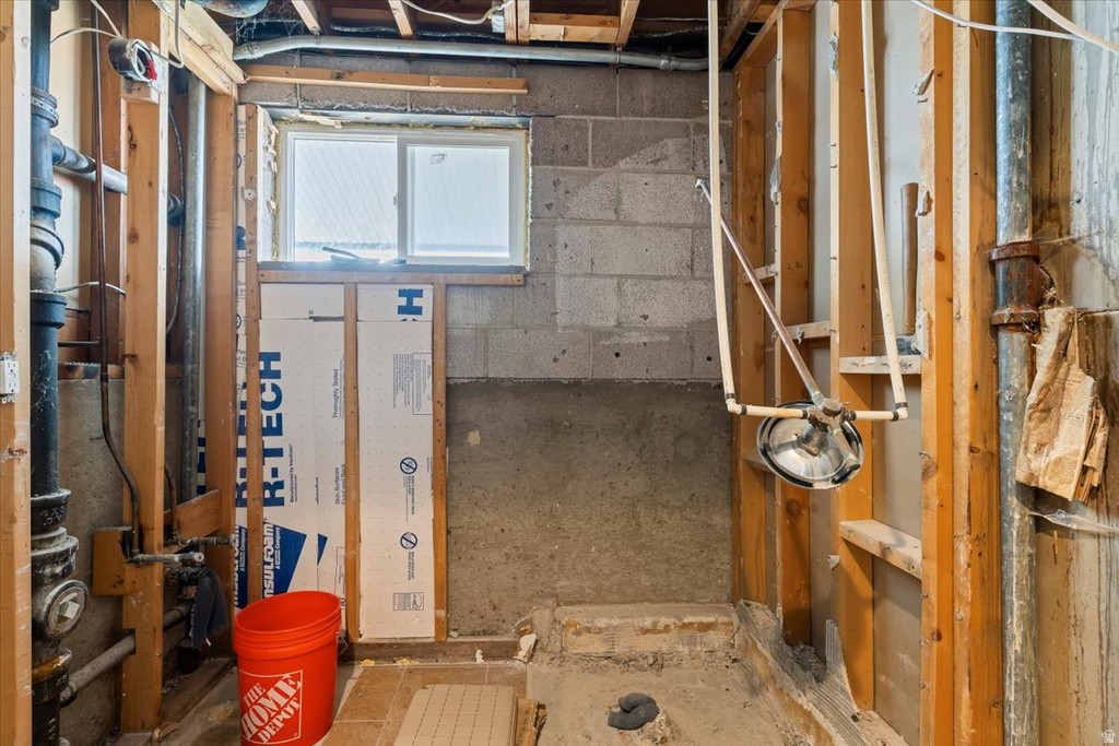 5449 S 700 E South Ogden, UT 84405