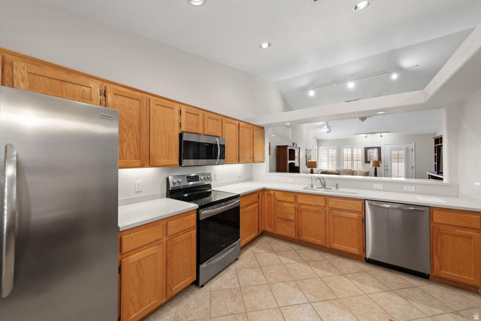 4372 S LAZY RIVER DR St George, UT 84790