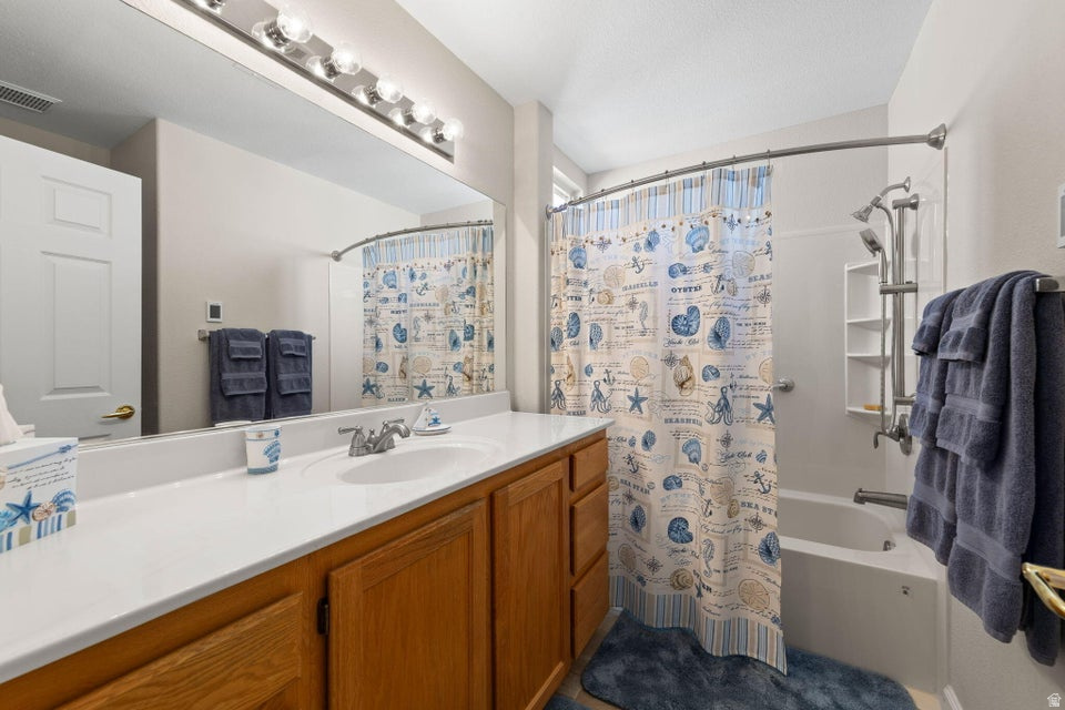 4372 S LAZY RIVER DR St George, UT 84790