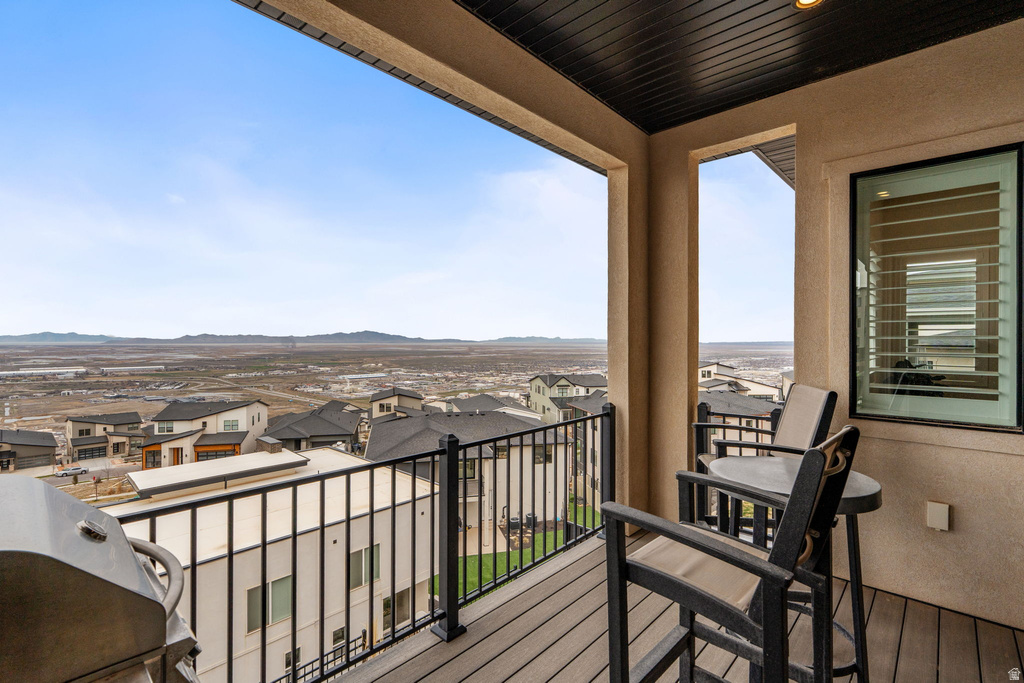 794 S MILLER AVE North Salt Lake, UT 84054