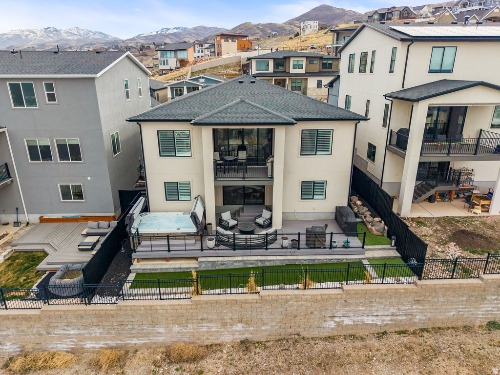 794 S MILLER AVE North Salt Lake, UT 84054