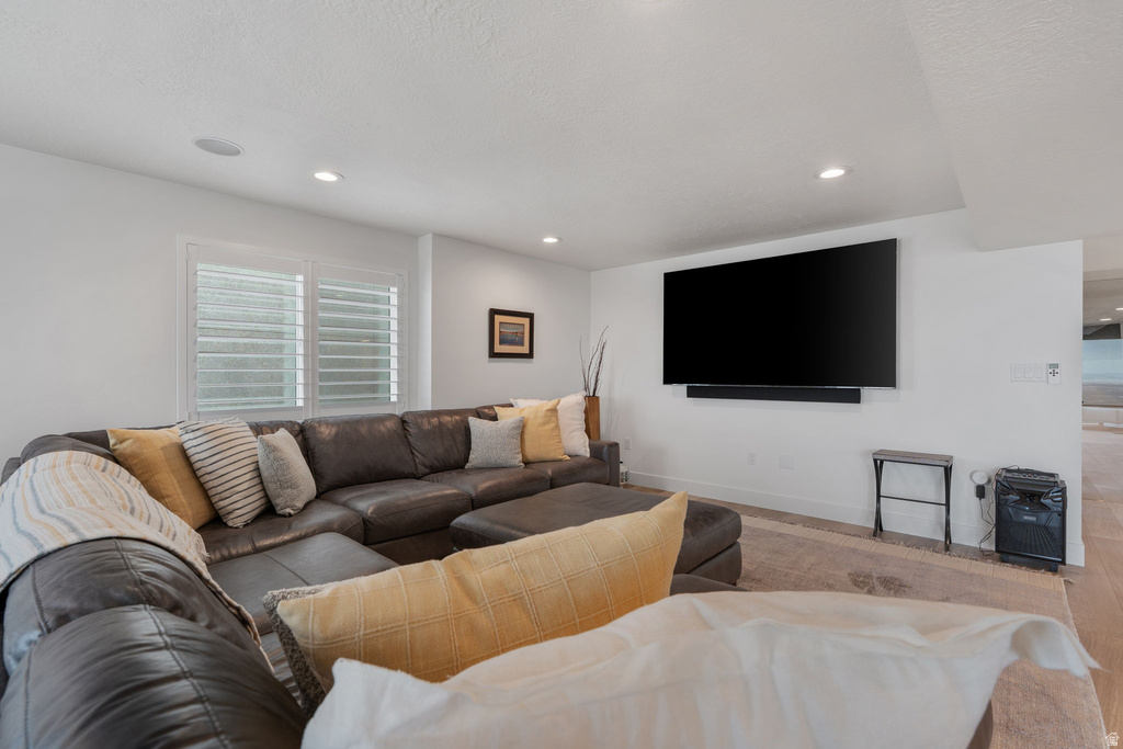 794 S MILLER AVE North Salt Lake, UT 84054