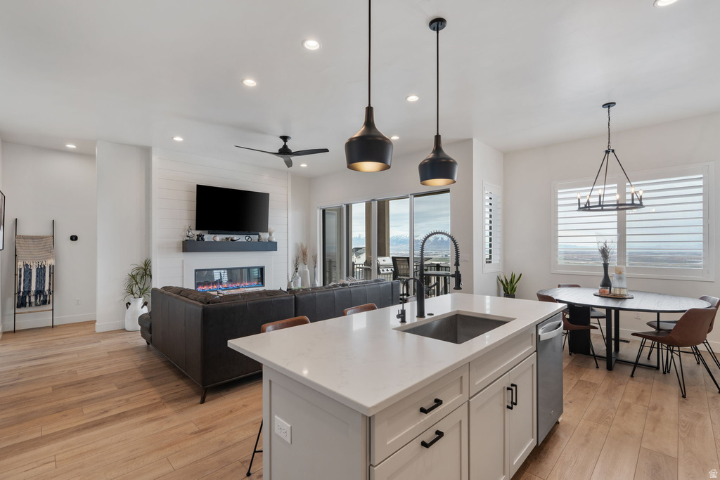 794 S MILLER AVE North Salt Lake, UT 84054