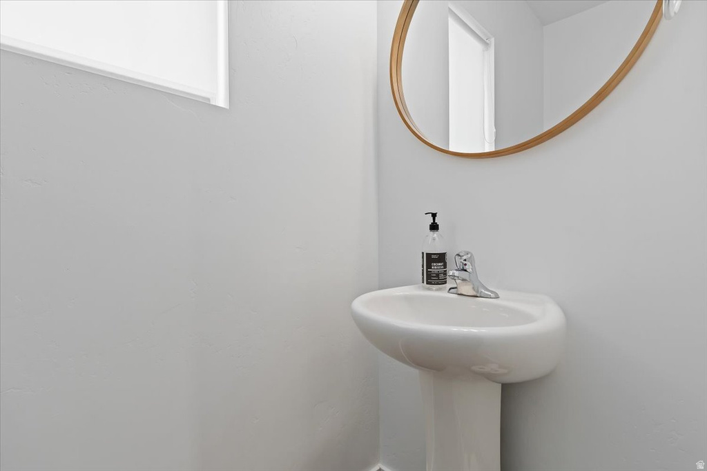 3785 W COLD POND AVE Lehi, UT 84043