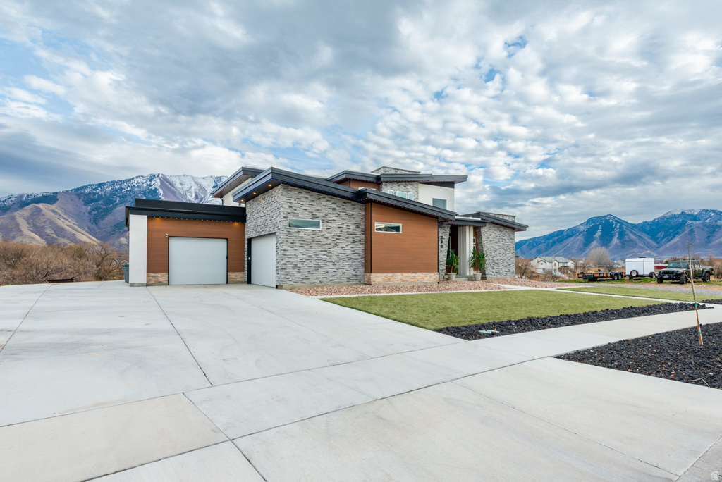262 N SANTA FE DR Mapleton, UT 84664