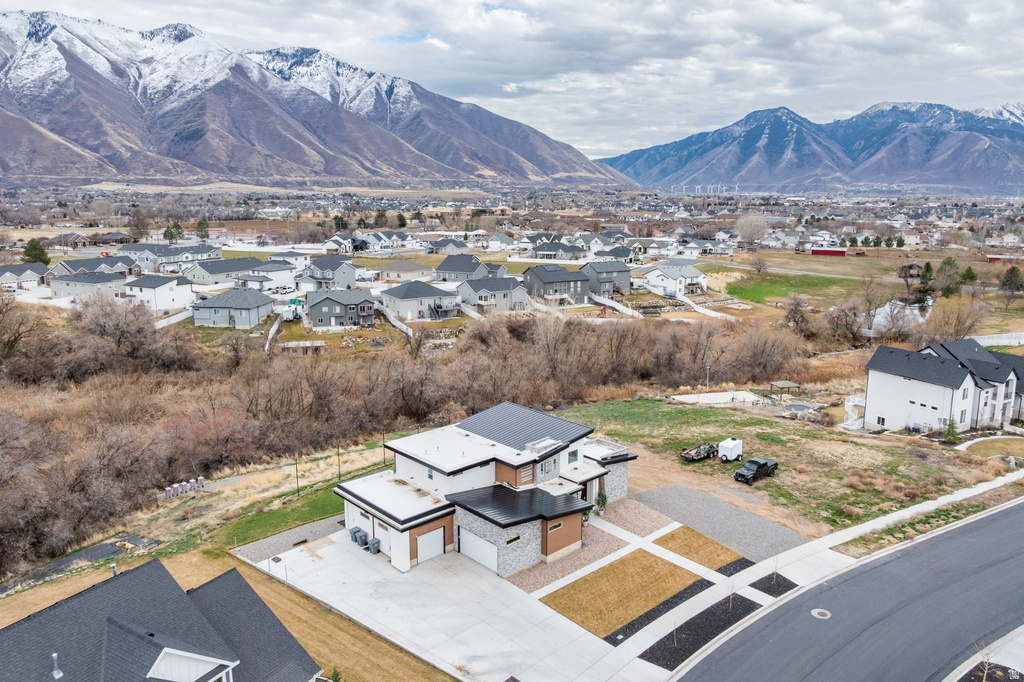 262 N SANTA FE DR Mapleton, UT 84664