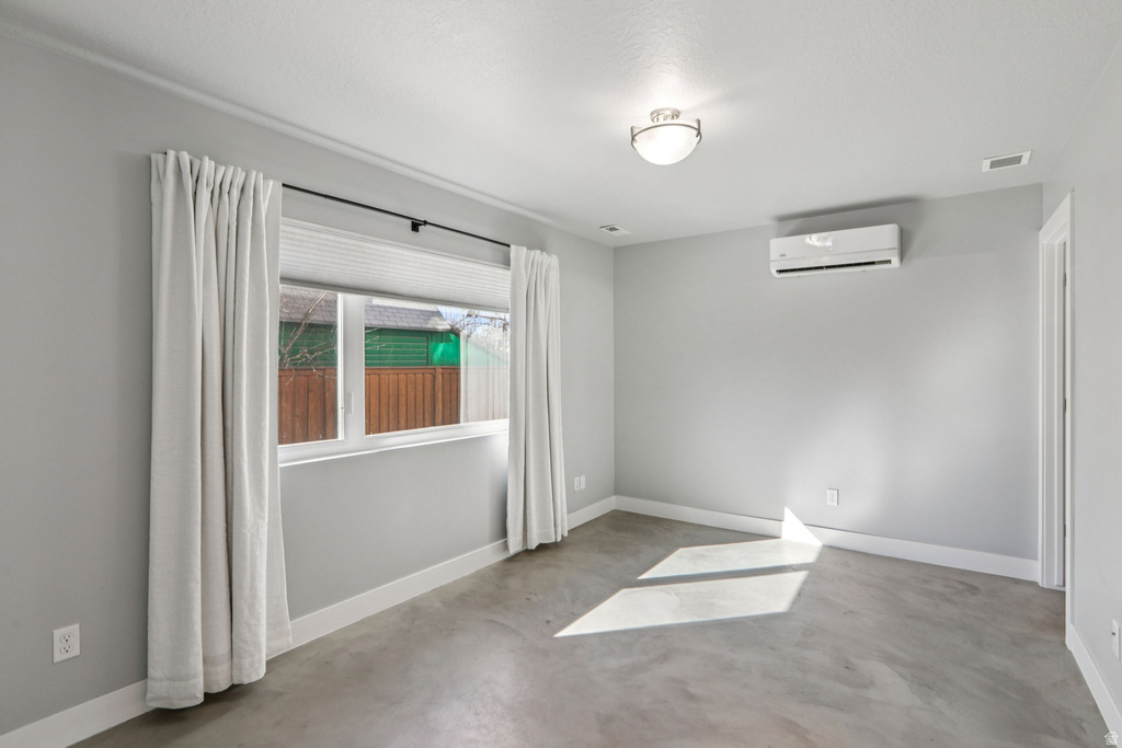 736 S 300 E #1A Salt Lake City, UT 84111