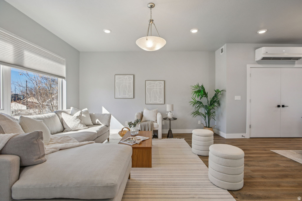 736 S 300 E #1A Salt Lake City, UT 84111