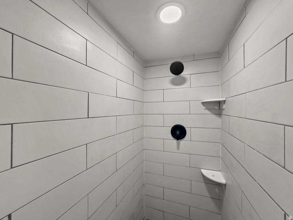 691 N 1250 W Clearfield, UT 84015