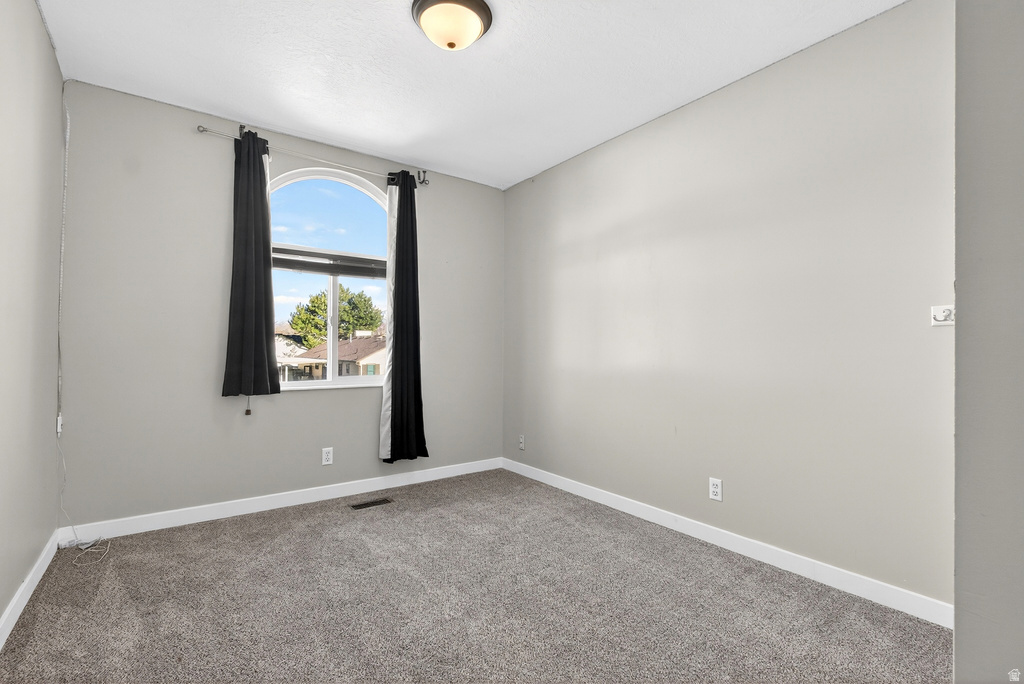 2627 N 1220 W Clinton, UT 84015