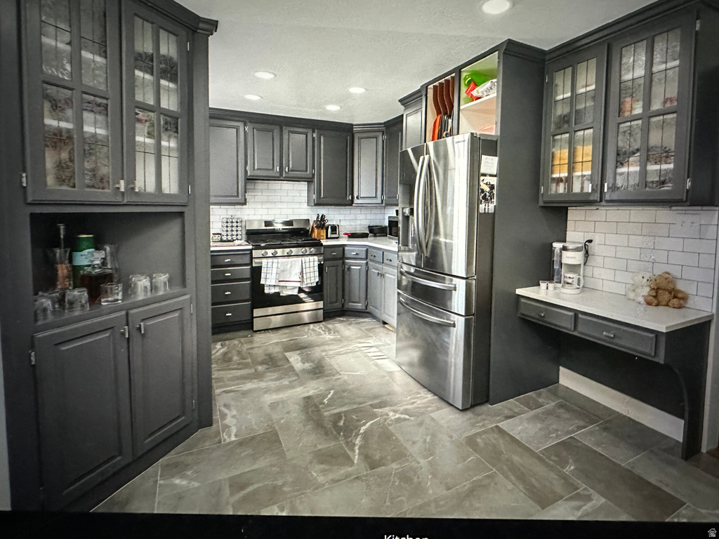 1901 W KIRKHAM WAY Taylorsville, UT 84129