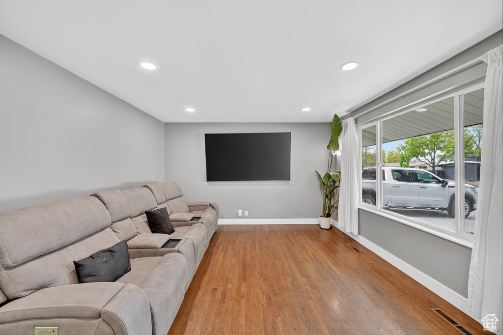 1901 W KIRKHAM WAY Taylorsville, UT 84129