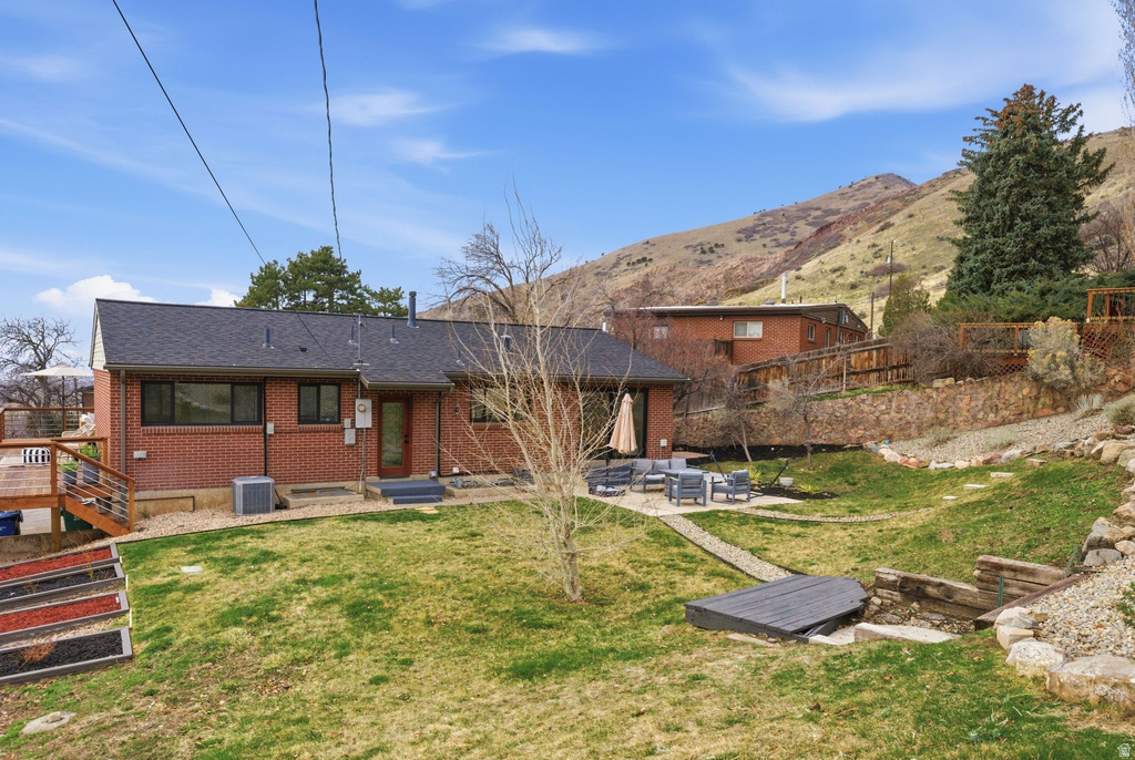 3061 S PLATEAU DR Salt Lake City, UT 84109
